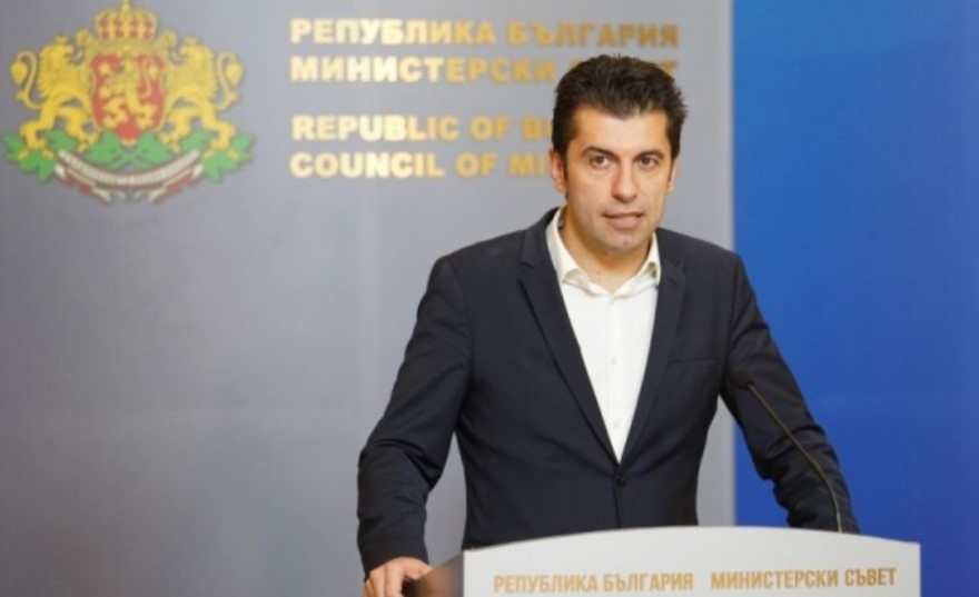 Просто Киро ще унищожи ли Кирил Петков?